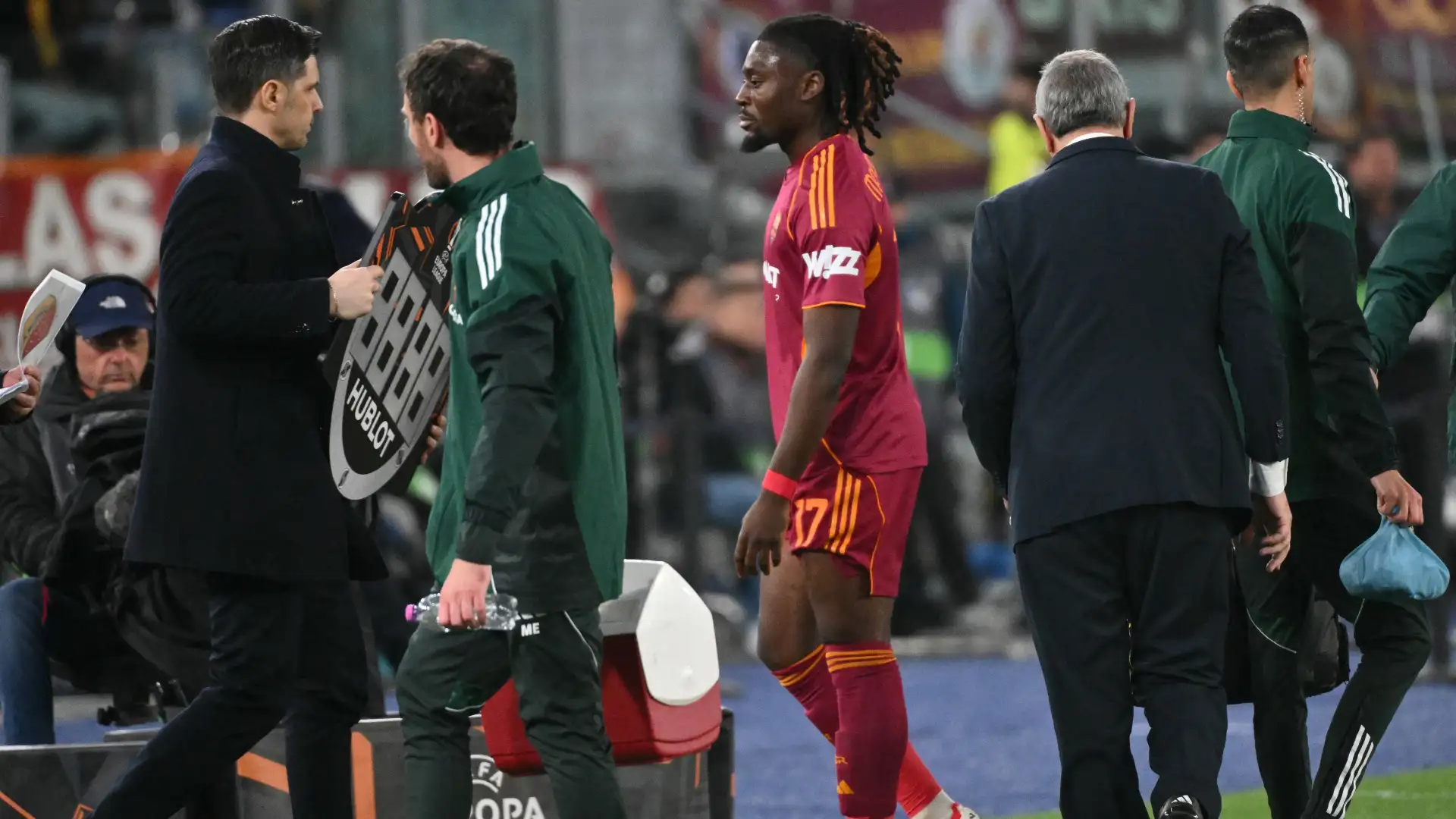 manu kone infortunio roma